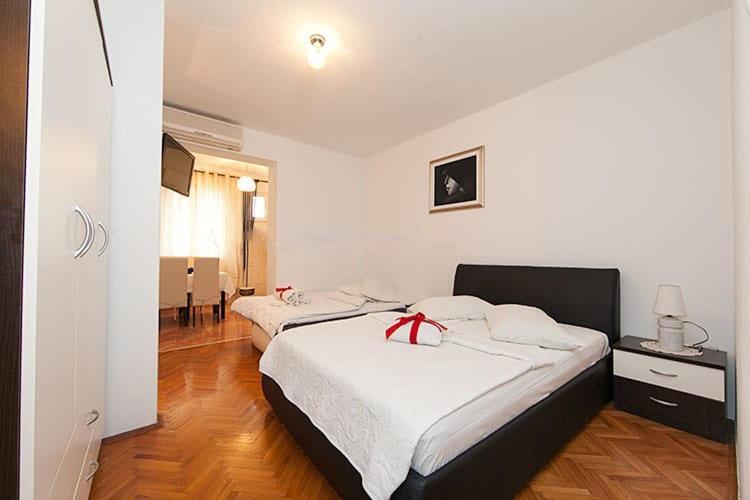 טוצפי Apartmani Saric מראה חיצוני תמונה